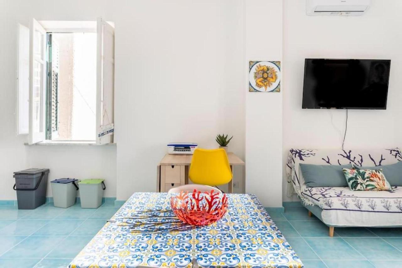 Casa Mare Me' Lägenhet Mondello Exteriör bild