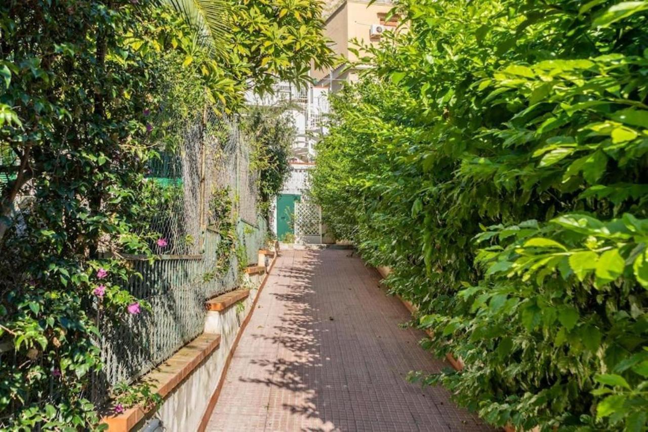 Casa Mare Me' Lägenhet Mondello Exteriör bild